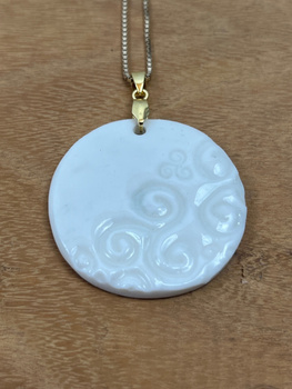 Biała Zawieszka w Zawijasy