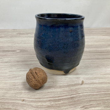 Duża, niebiesko-granatowa czarka