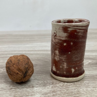 Kremowo-Czerwony Kubeczek